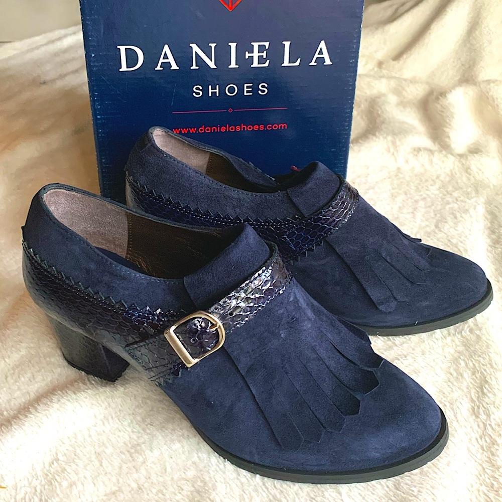 Daniela Navy Blue Suede & Snake Detail Heels Sz 37